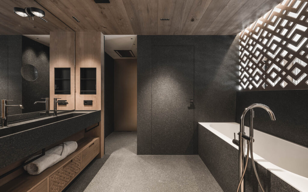 https://dolomitstone.it/project/canadian-retreat/?lang=it