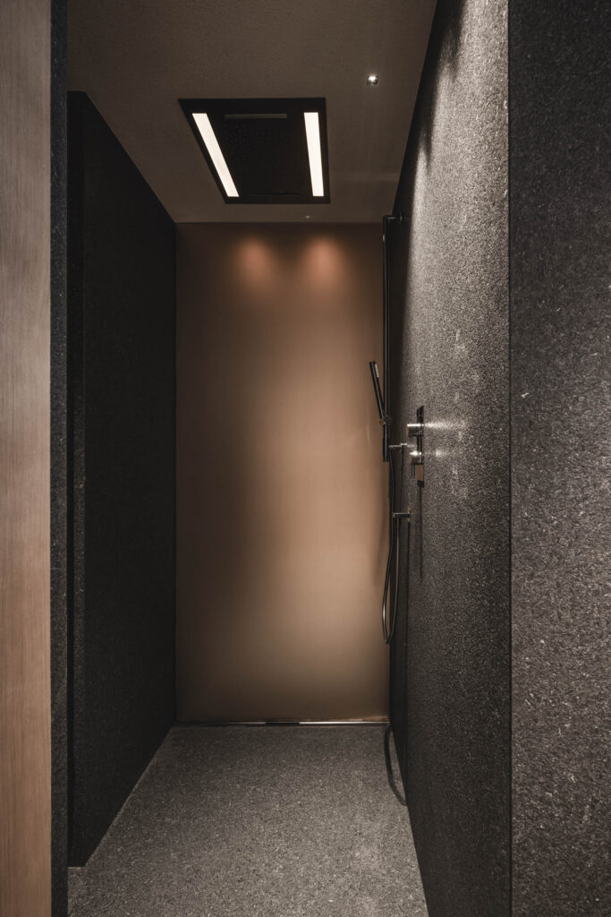 https://dolomitstone.it/project/canadian-retreat-2/?lang=it